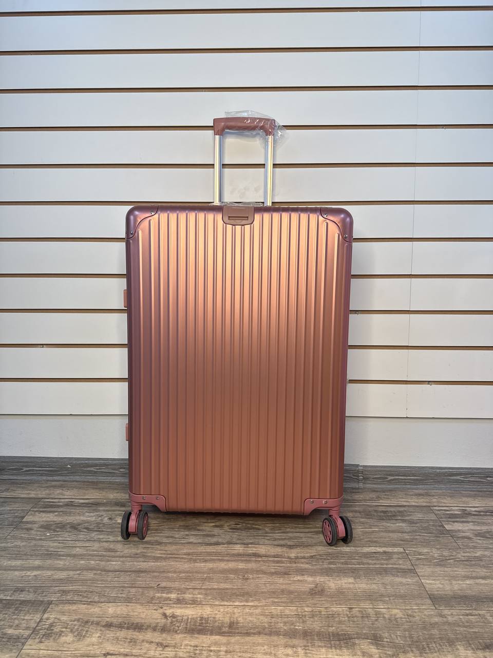 Чемодан алюминиевый L-XL - Розовое золото