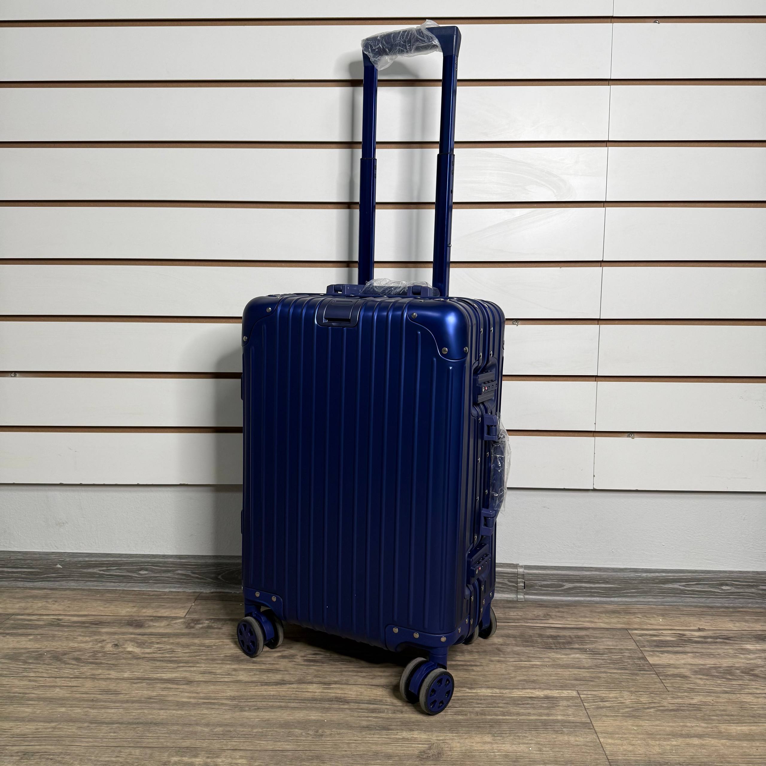 Чемодан алюминиевый S - Синий