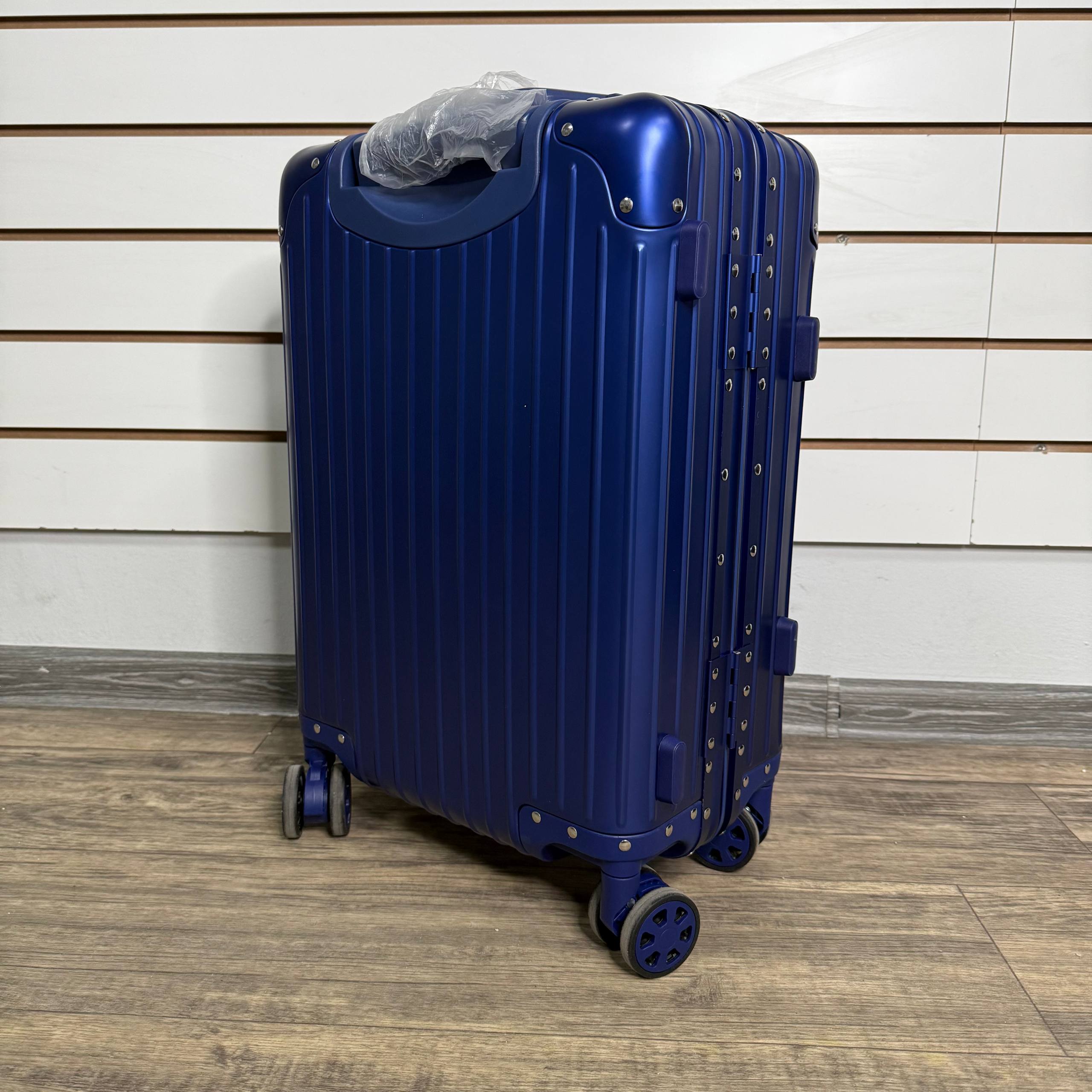 Чемодан алюминиевый S - Синий