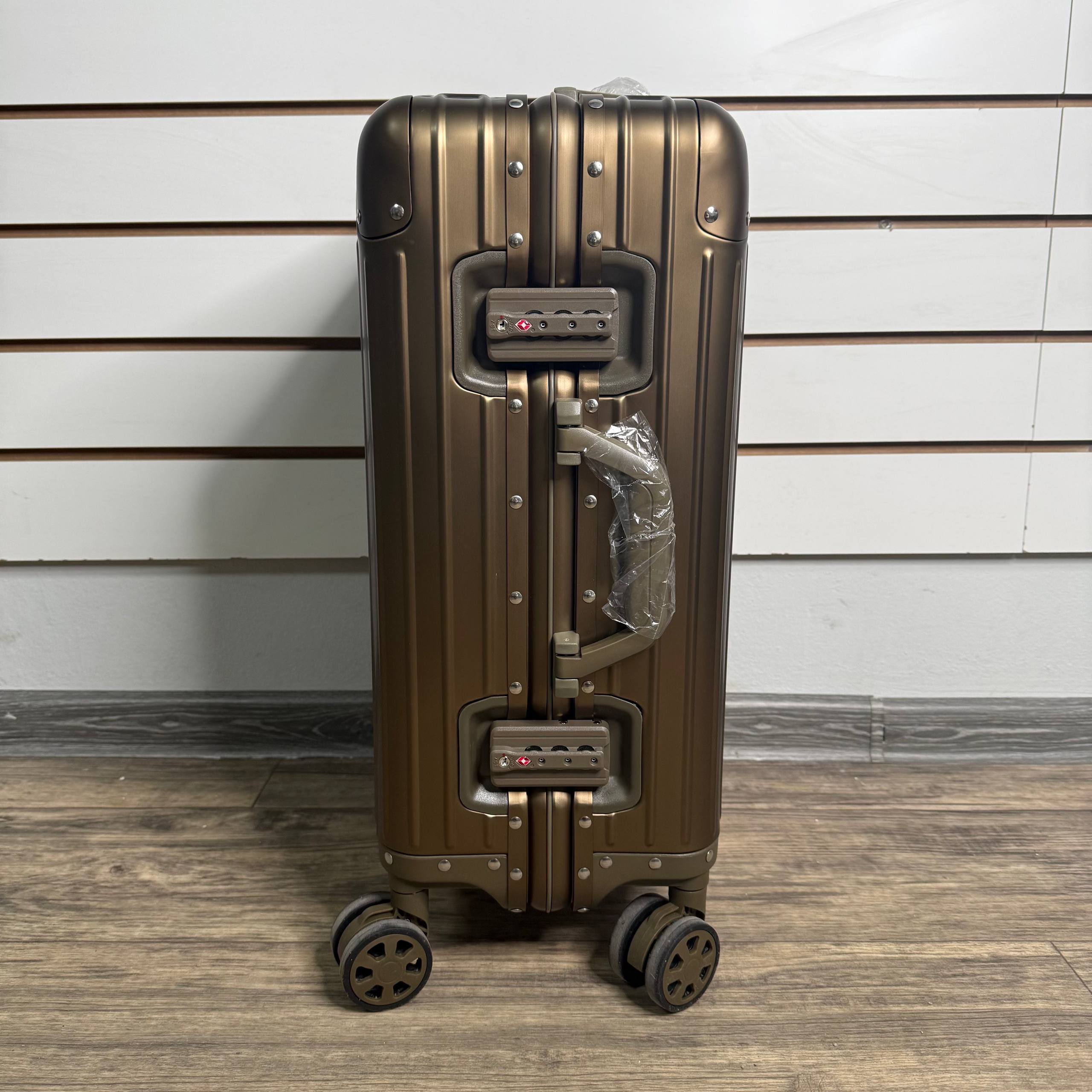 Чемодан алюминиевый S - Бронзовый