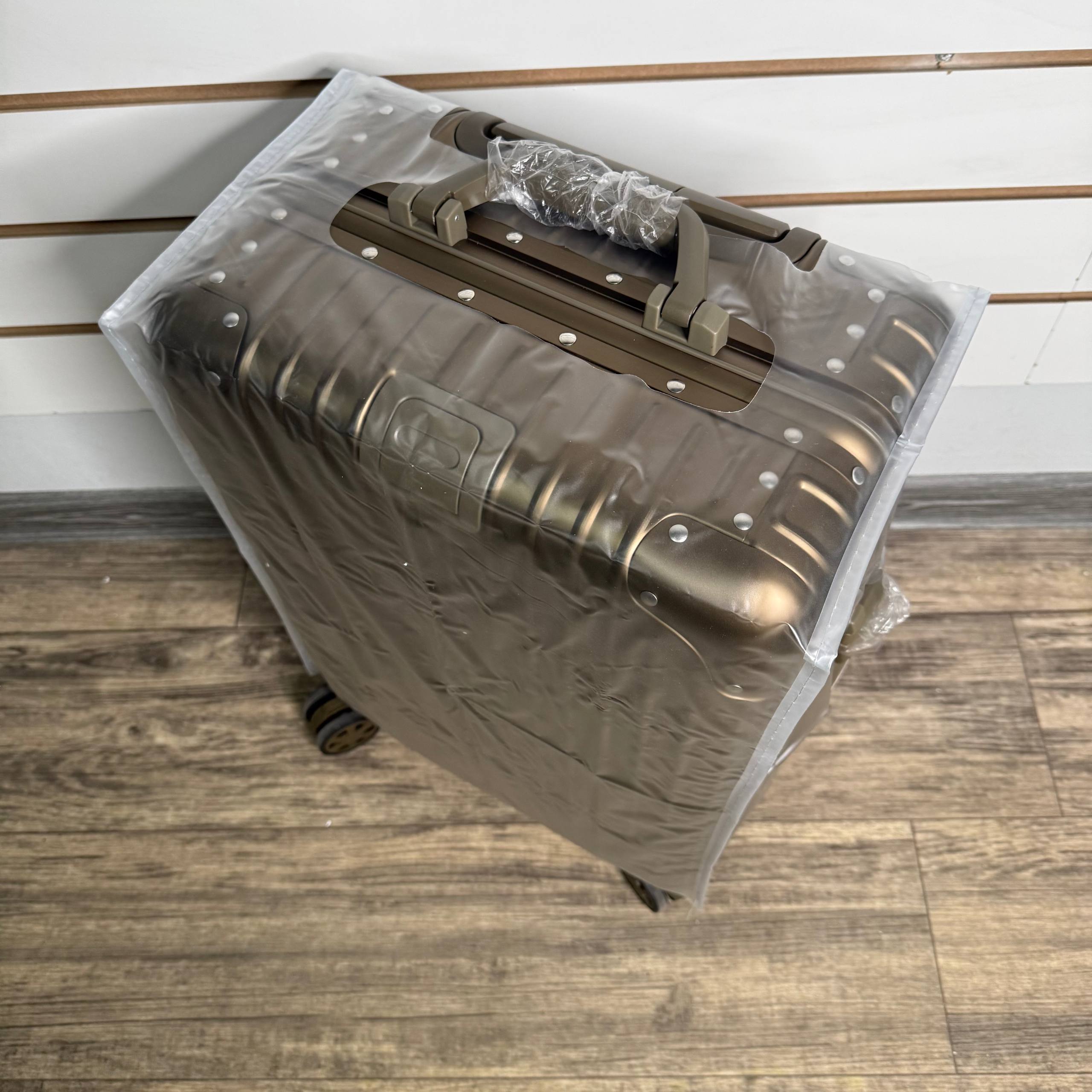 Чемодан алюминиевый S - Бронзовый