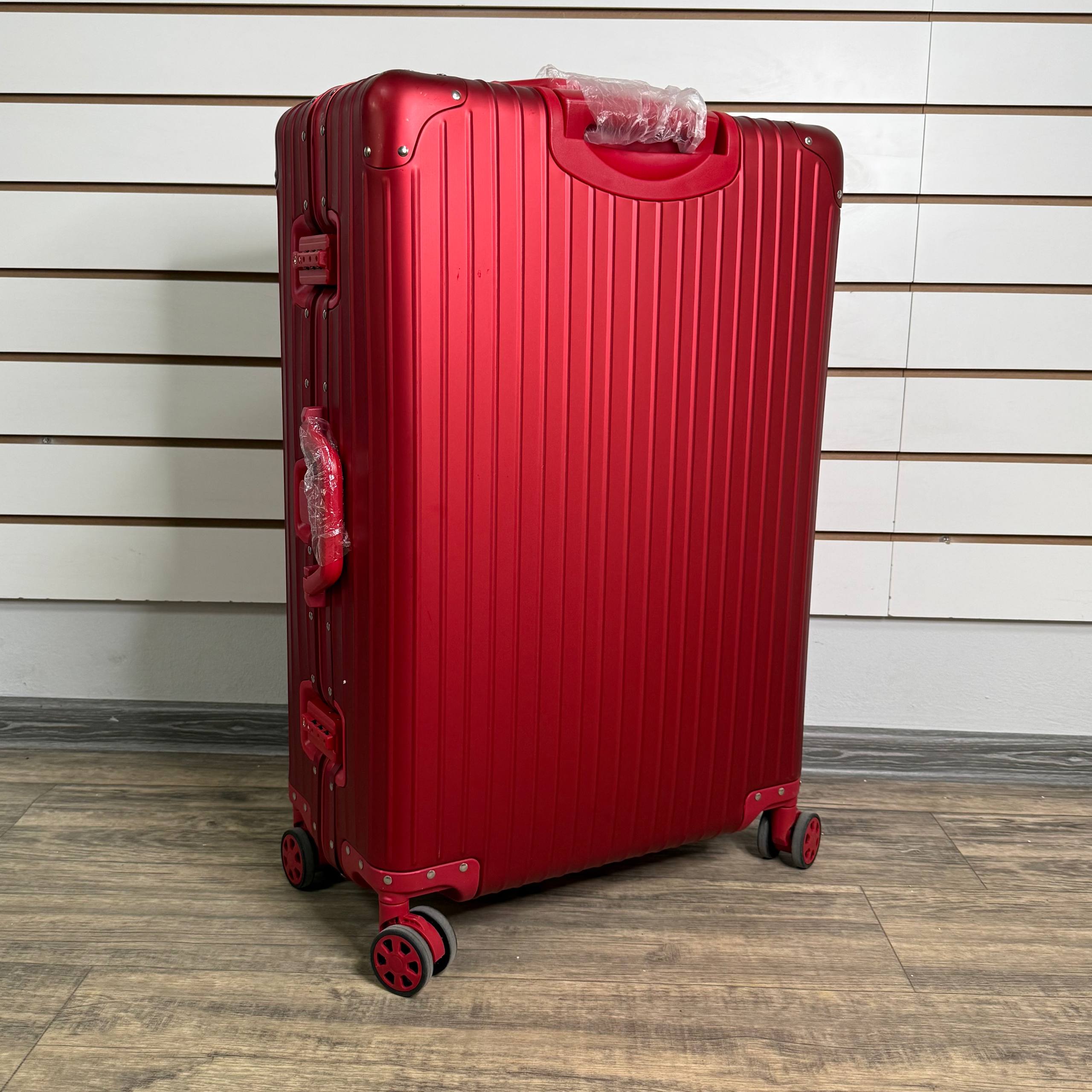 Чемодан алюминиевый L-XL