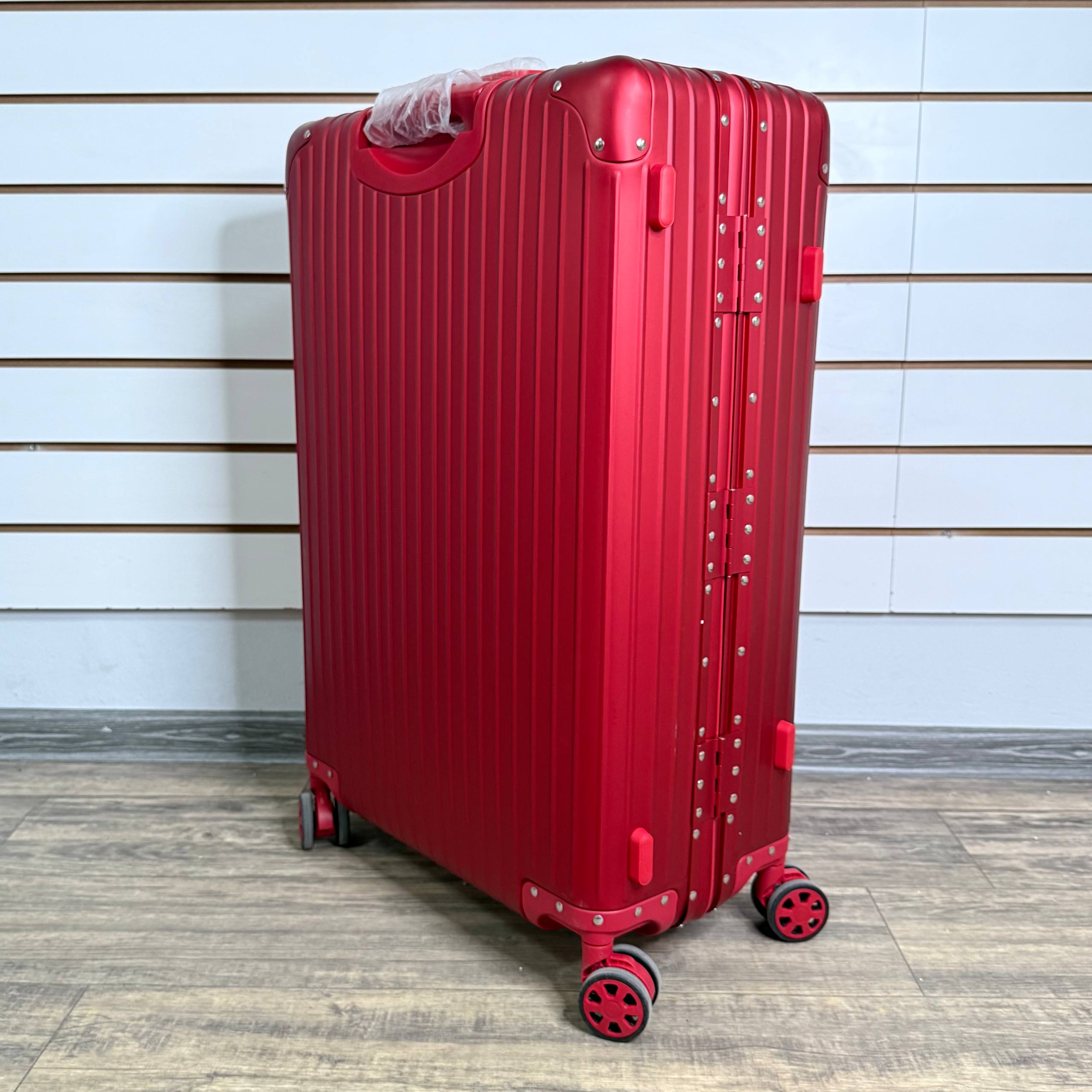 Чемодан алюминиевый L-XL