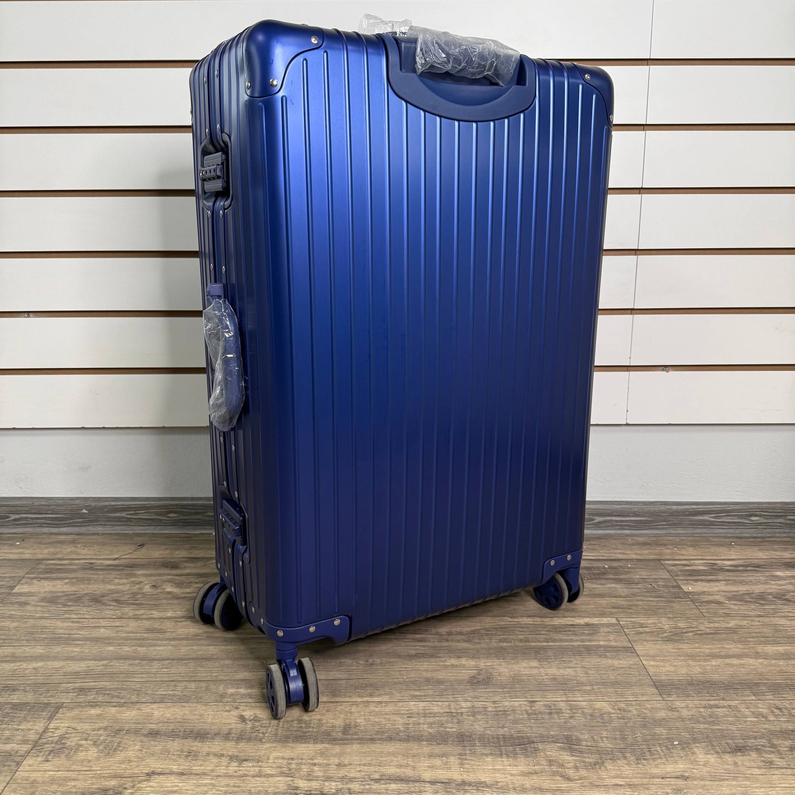 Чемодан алюминиевый L-XL - Синий