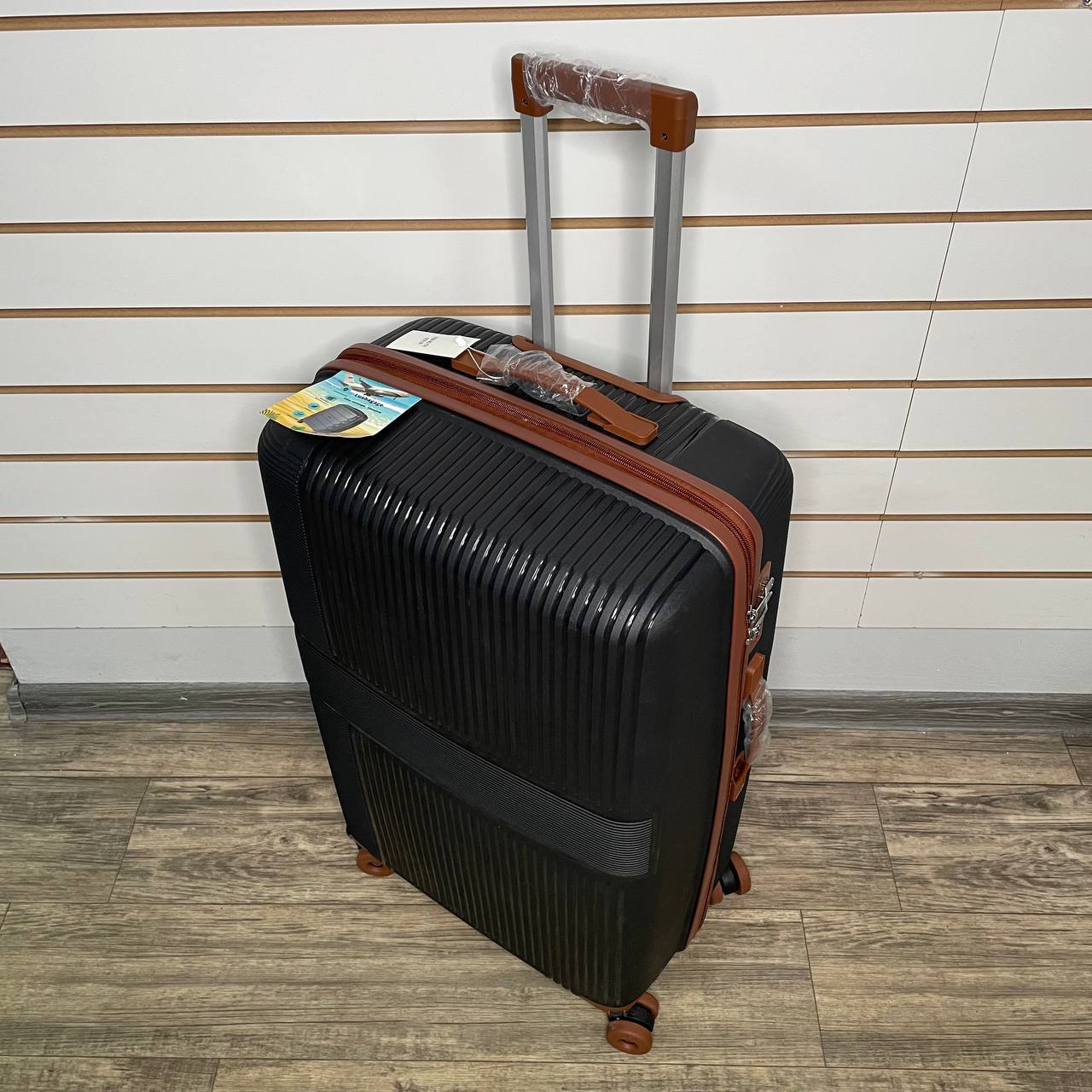 Чемодан полипропилен L - Черный