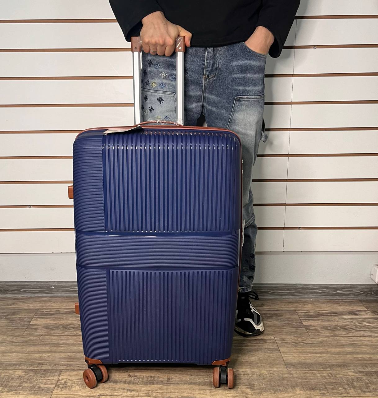 Чемодан полипропилен L - Синий