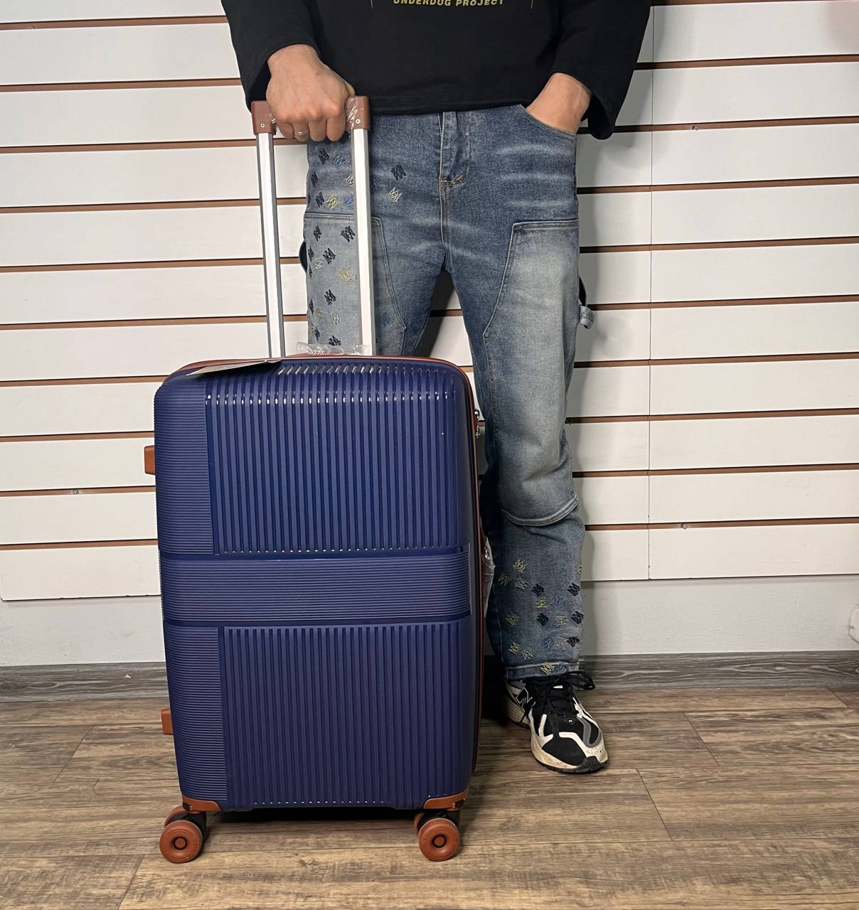 Чемодан полипропилен М - Синий