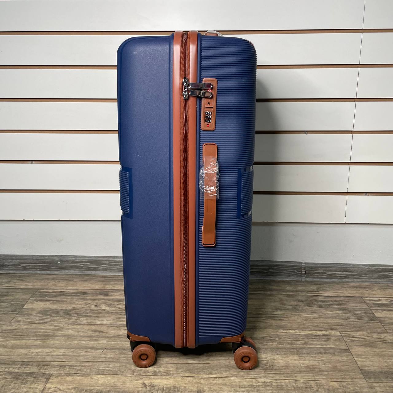 Чемодан полипропилен L - Синий