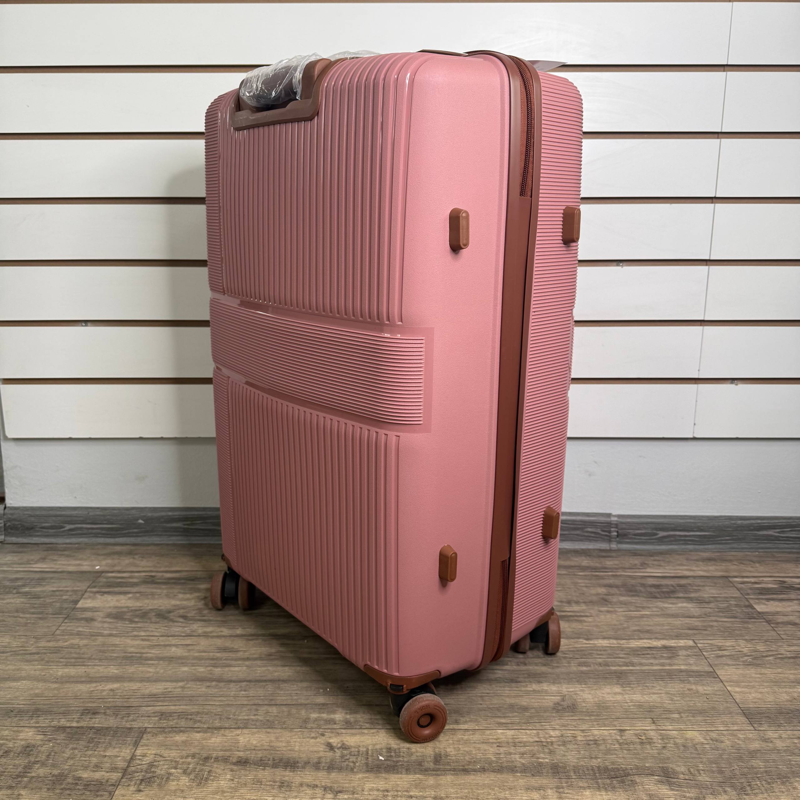 Чемодан полипропилен L - Нюдовый