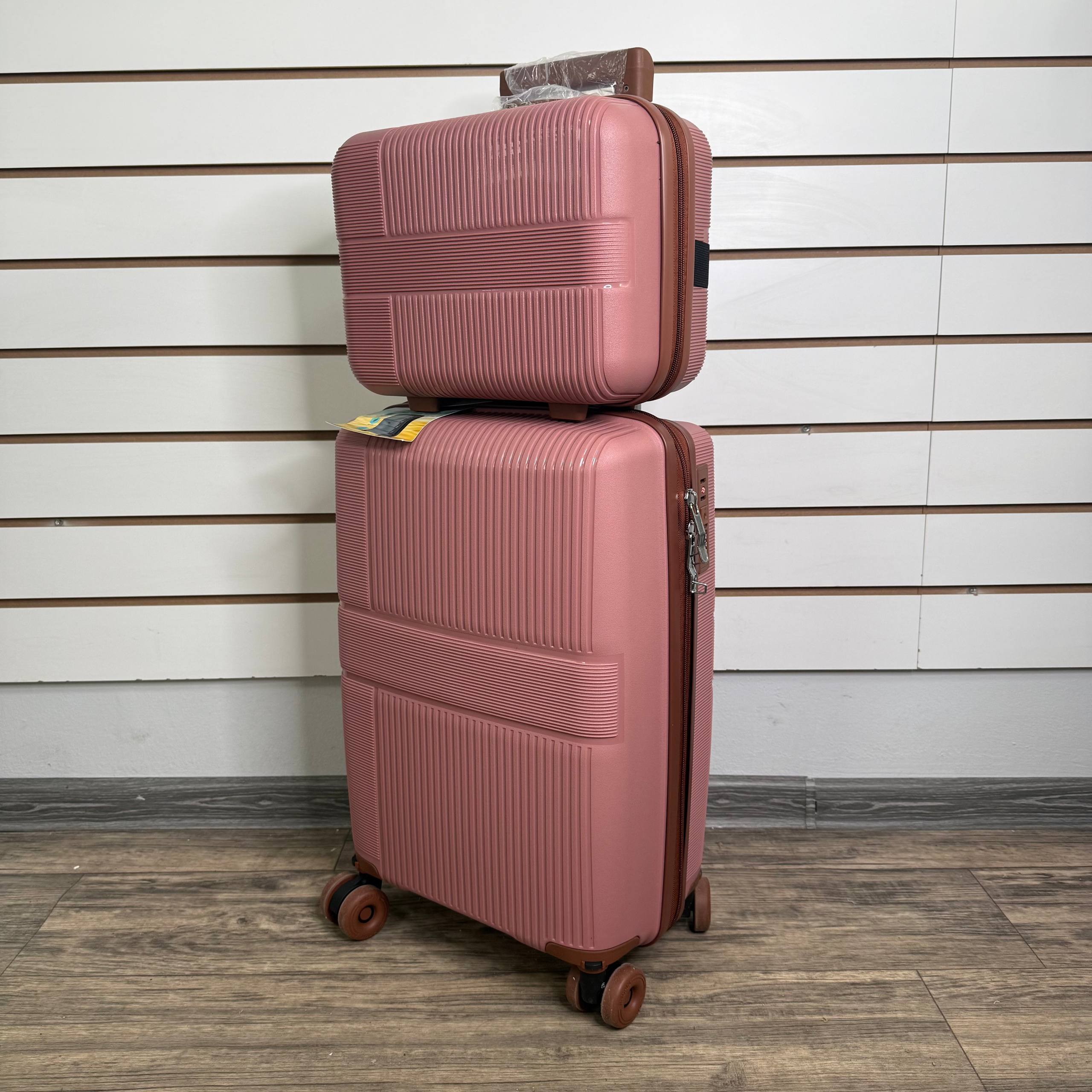 Чемодан полипропилен S - Нюдовый