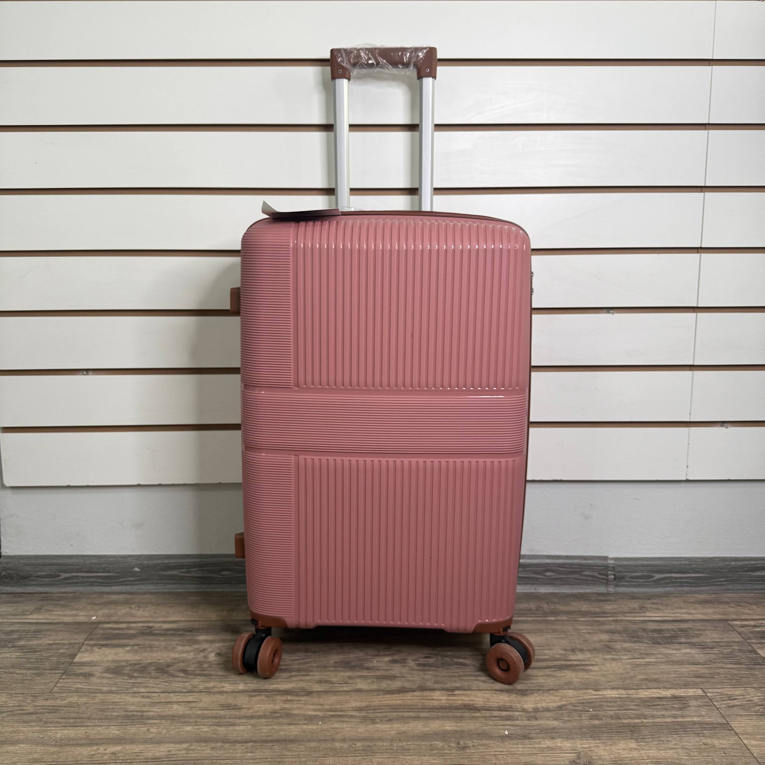 Чемодан полипропилен М - Нюдовый