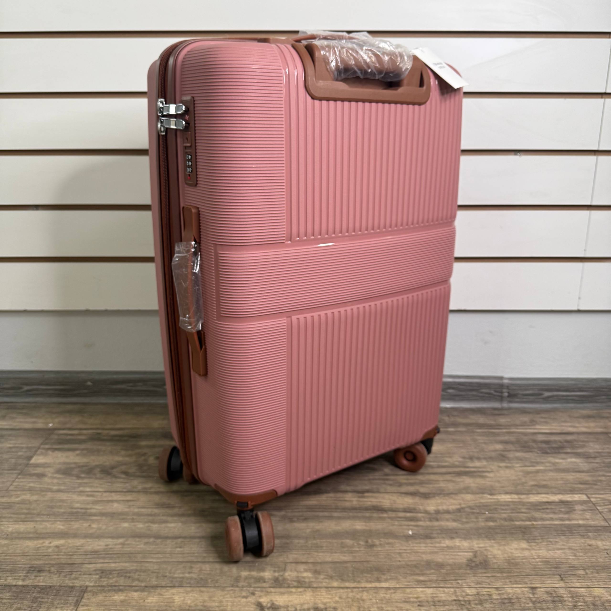 Чемодан полипропилен М - Нюдовый