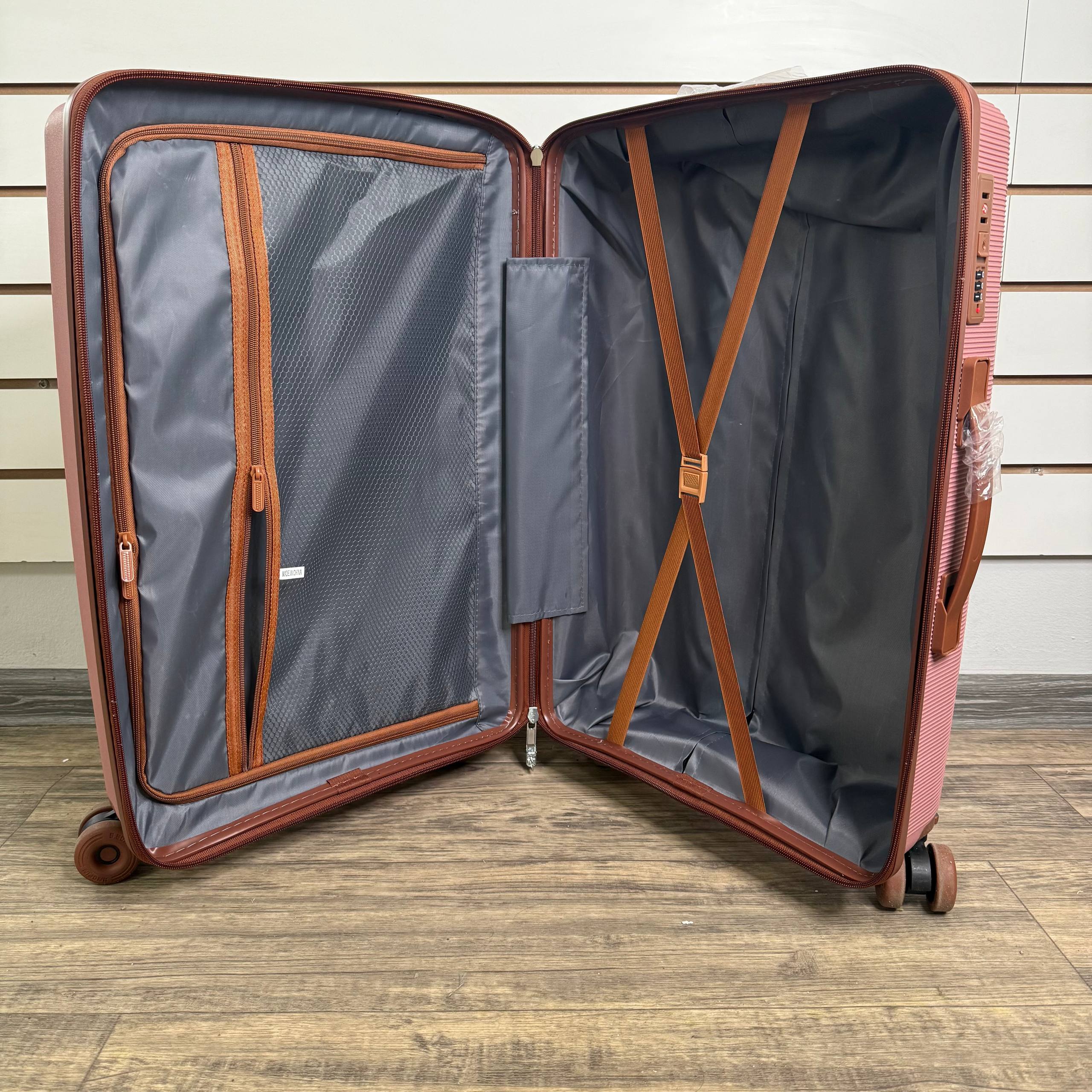 Чемодан полипропилен М - Нюдовый