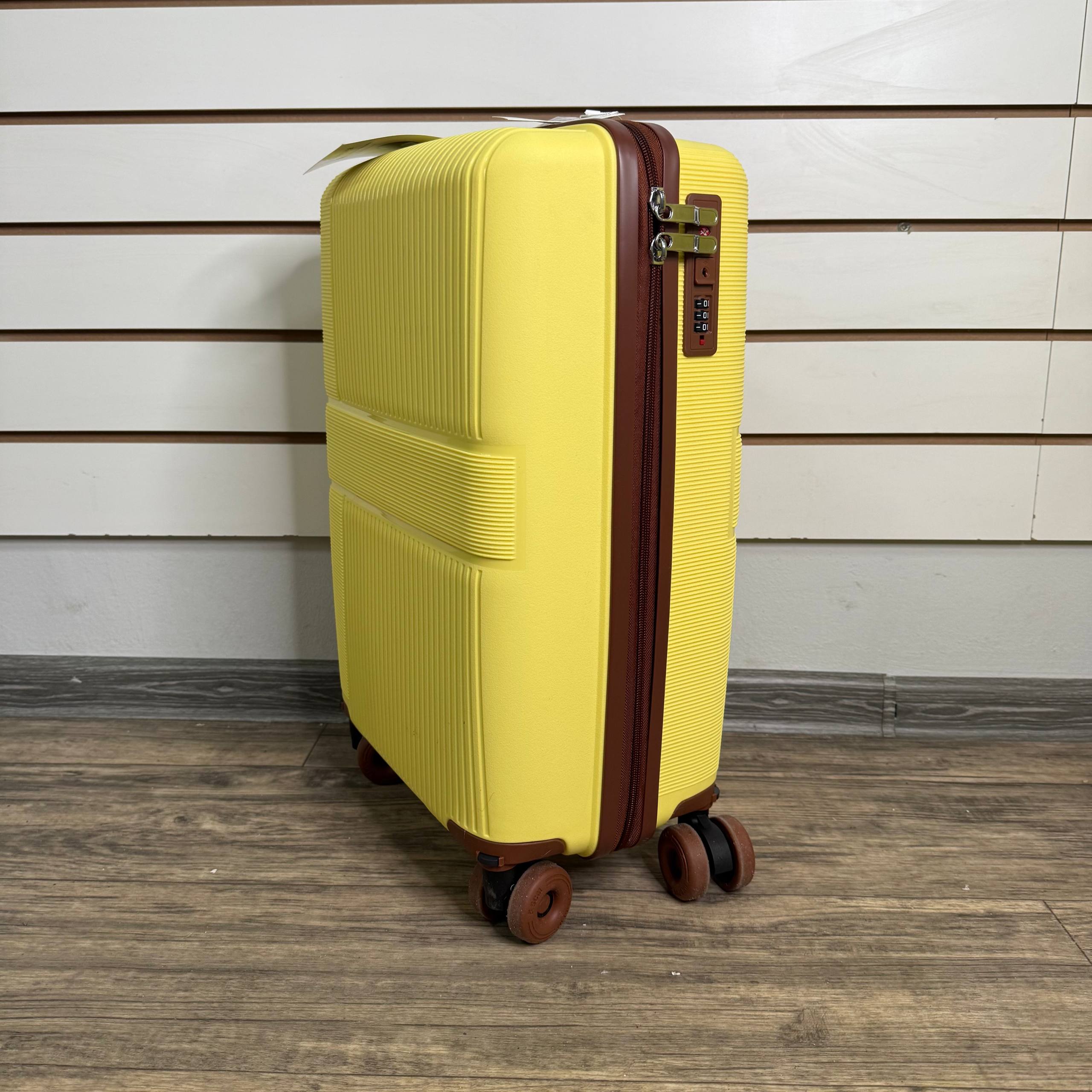 Чемодан полипропилен S - Желтый