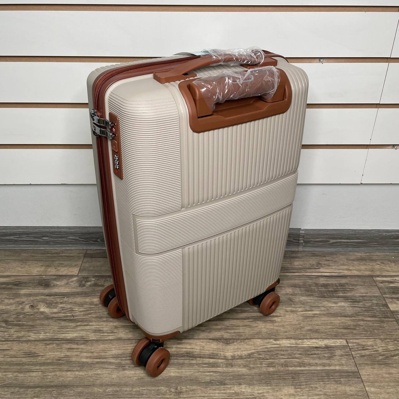 Чемодан полипропилен S - Бежевый