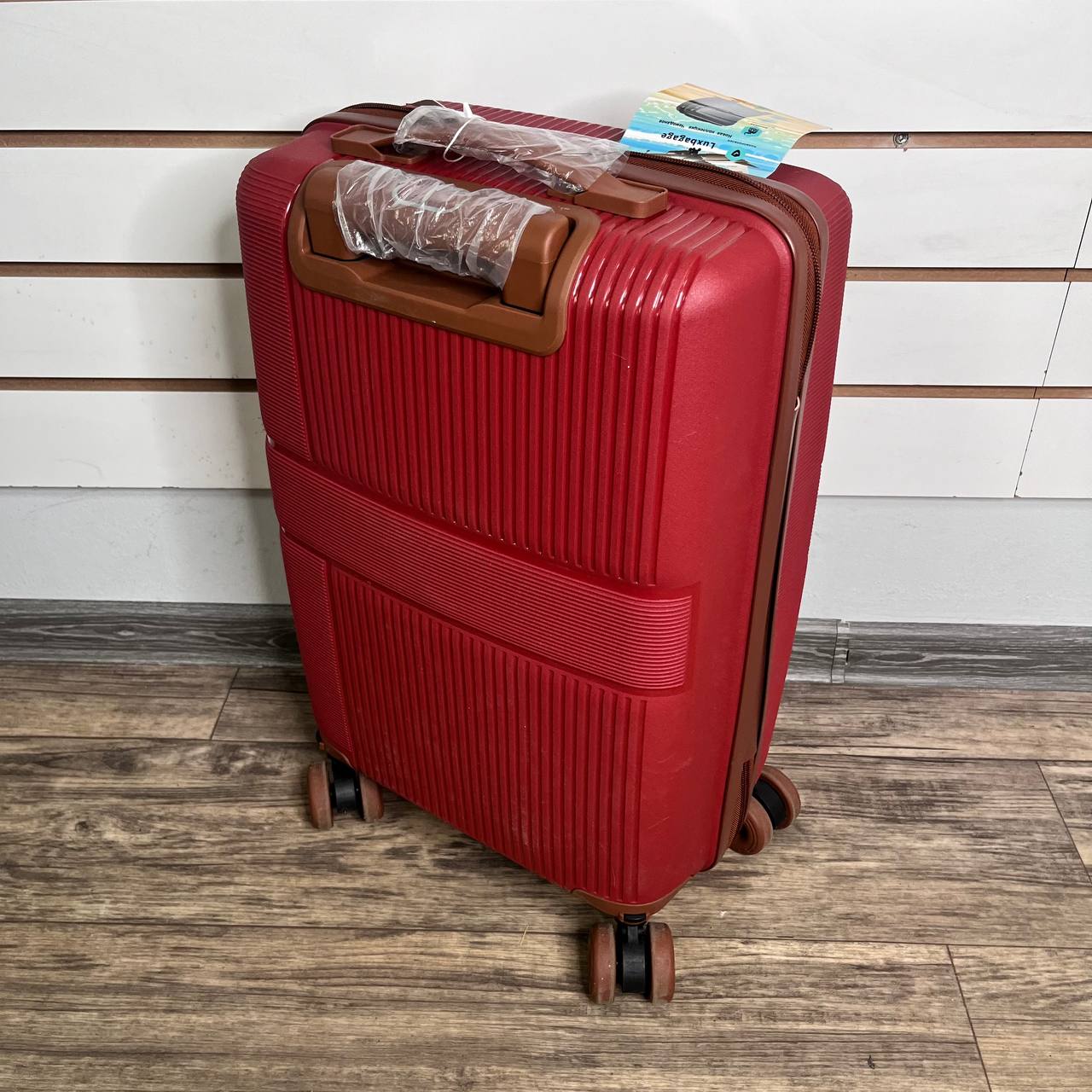 Чемодан полипропилен S - Красный